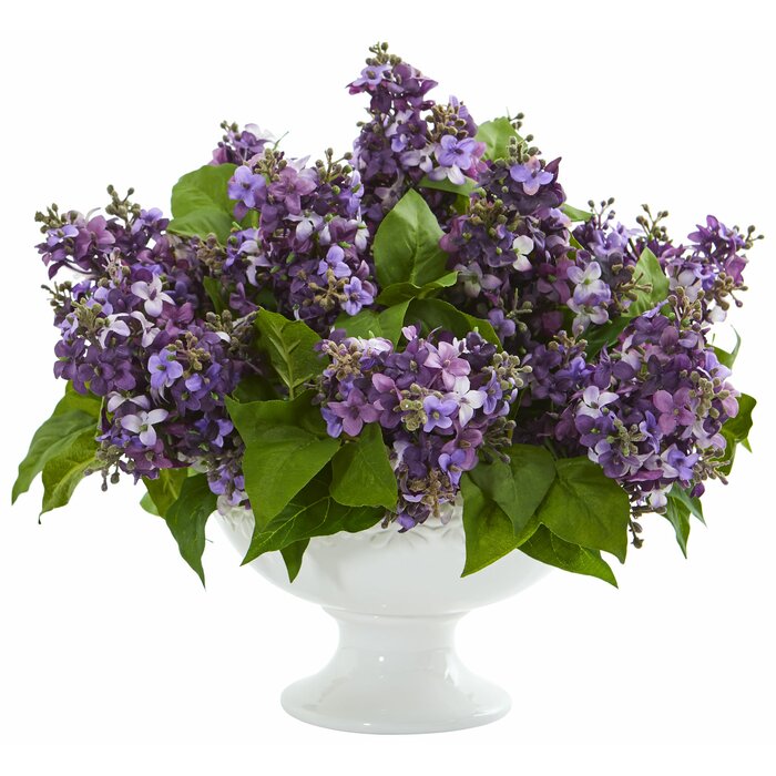 Darby Home Co Pièce maîtresse lilas artificielle en vase et